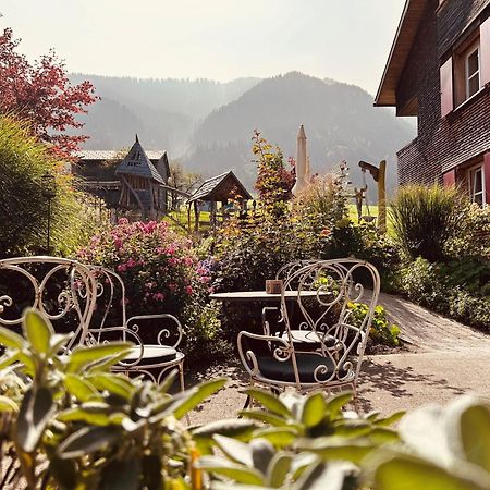 Au (Vorarlberg) Alpen Hotel Post מראה חיצוני תמונה