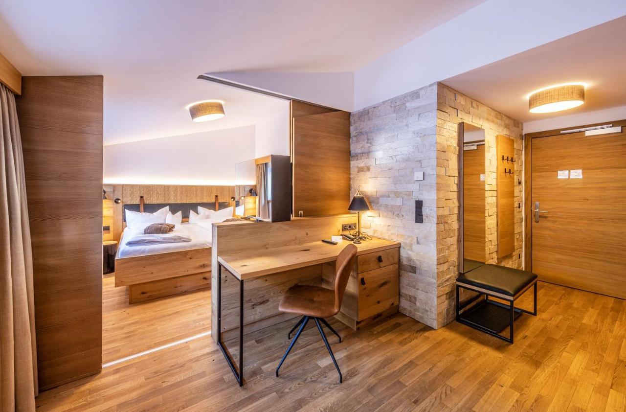 Au (Vorarlberg) Alpen Hotel Post מראה חיצוני תמונה