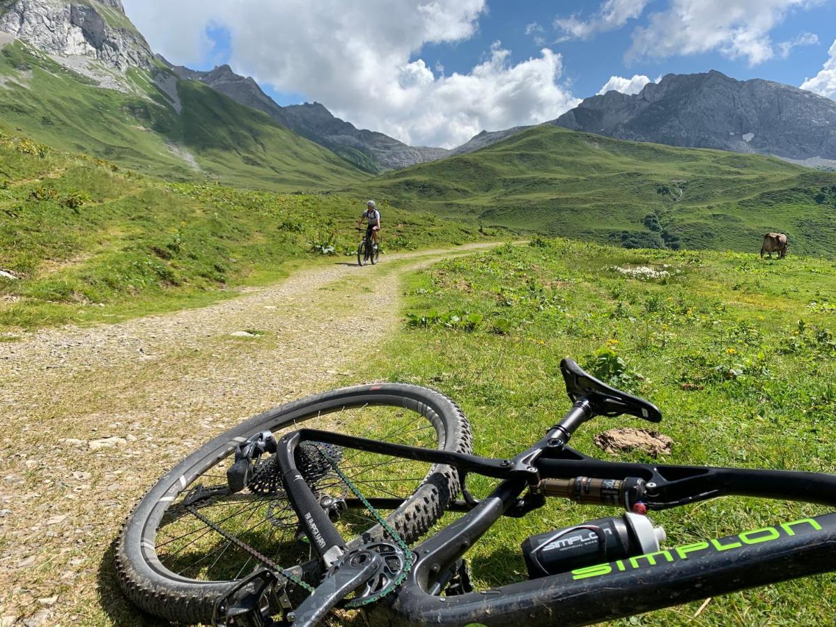 Au (Vorarlberg) Alpen Hotel Post מראה חיצוני תמונה