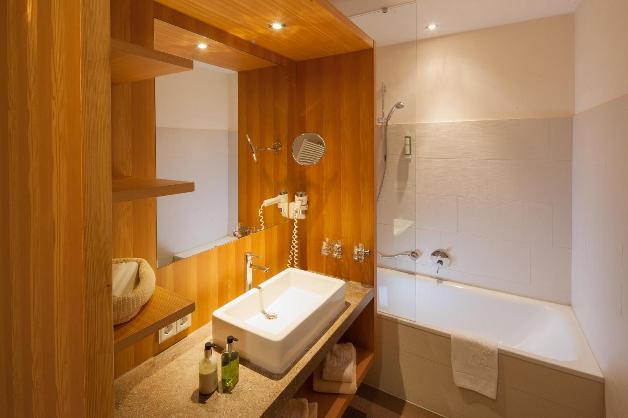 Au (Vorarlberg) Alpen Hotel Post מראה חיצוני תמונה